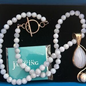 JayKing light blue pendant necklace